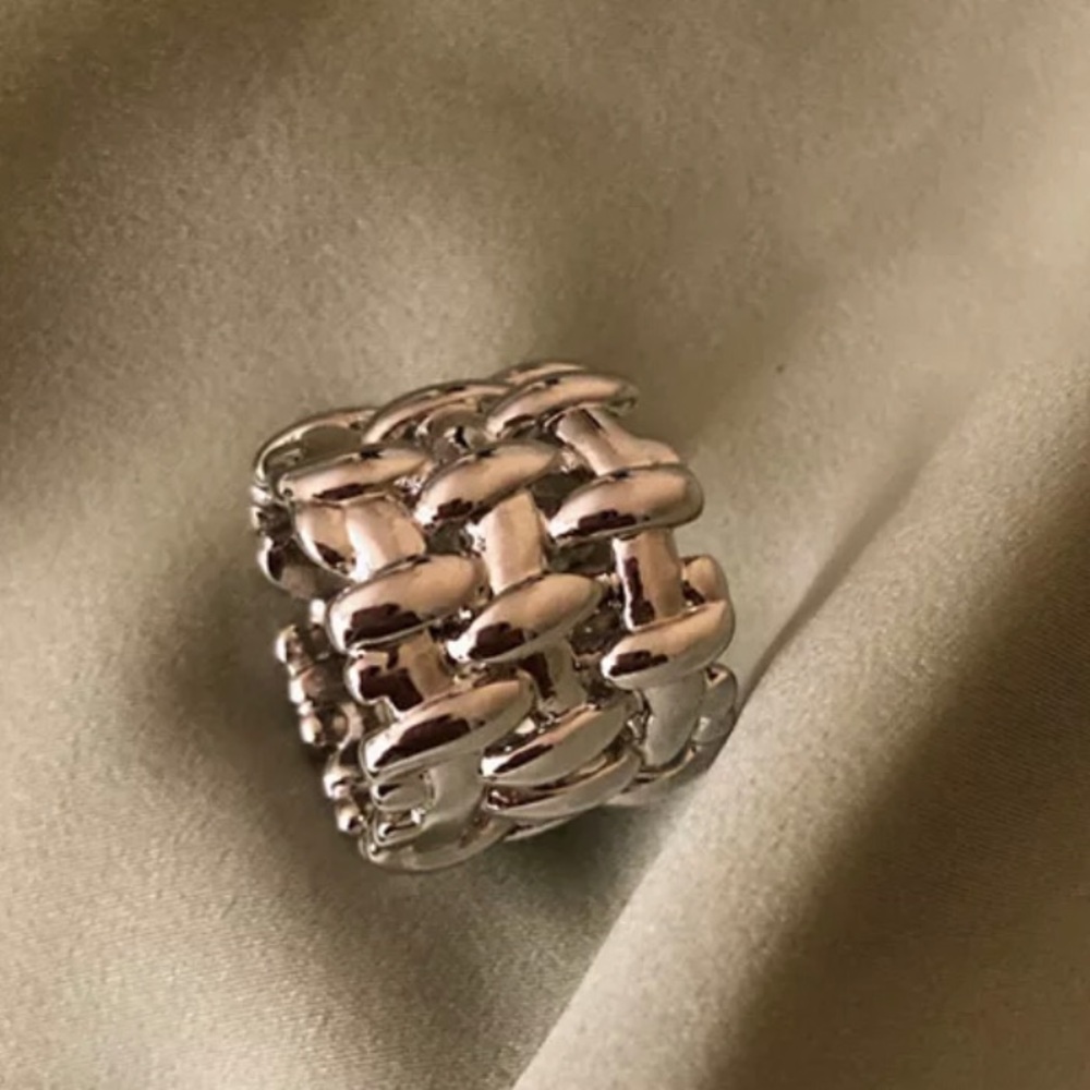 Brand New- Fashion Adjustable Wide Weave Pattern Ring
